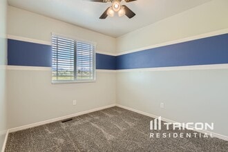 4199 S 3250 W in West Haven, UT - Foto de edificio - Building Photo