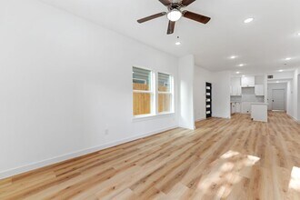 9324 Firnat St in Houston, TX - Building Photo - Building Photo