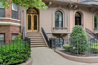 127 Beacon St in Boston, MA - Building Photo - Building Photo