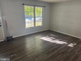 100 Cypress Dr in North East, MD - Building Photo