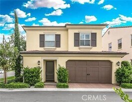 86 Rembrandt in Irvine, CA - Building Photo