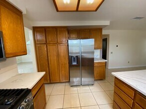 4833 Seascape Dr in Oceanside, CA - Building Photo - Building Photo
