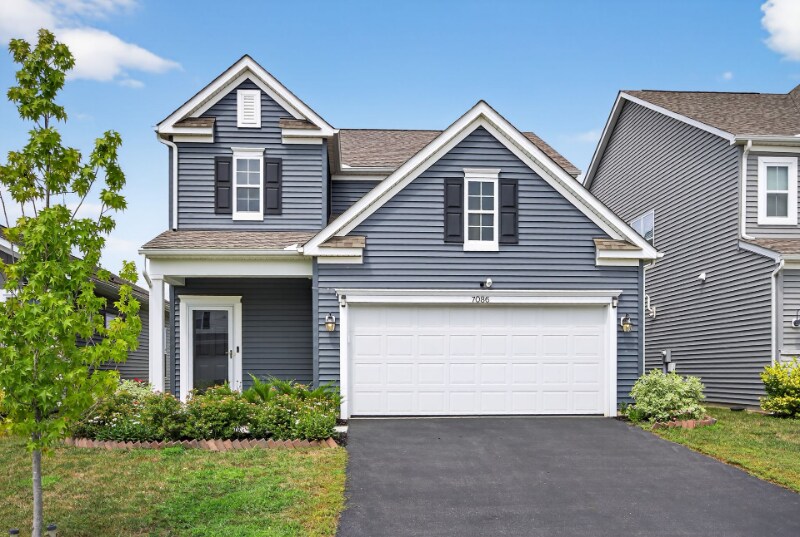 7086 Celebration Dr in Powell, OH - Building Photo