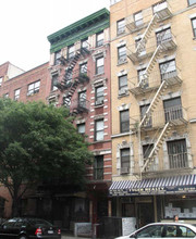 189 E 3rd St in New York, NY - Building Photo - Building Photo