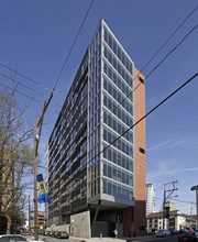 Race Hall in Philadelphia, PA - Foto de edificio - Building Photo