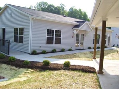 Southwyck Hills Apartments in Danville, VA - Building Photo