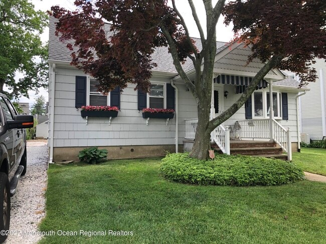 419 Jersey Ave in Spring Lake, NJ - Building Photo - Building Photo
