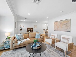 821 E Rose Ln in Phoenix, AZ - Building Photo - Building Photo