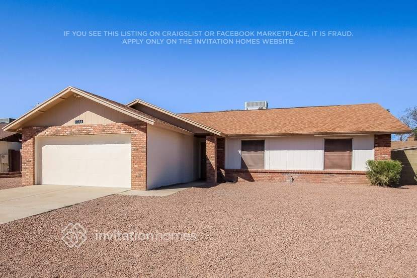 7038 W Cameron Dr in Peoria, AZ - Building Photo