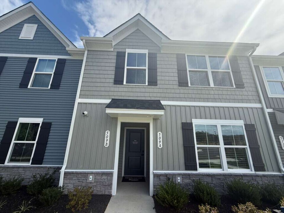 11539 Nuckols Rd in Glen Allen, VA - Building Photo