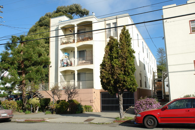 2017 Berkeley Way in Berkeley, CA - Building Photo - Building Photo