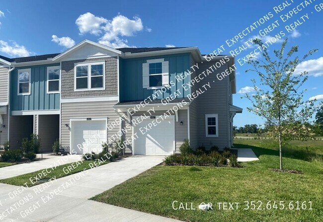 property at 4867 SW 81st Loop