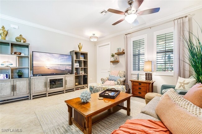 property at 1359 Artesia Dr E