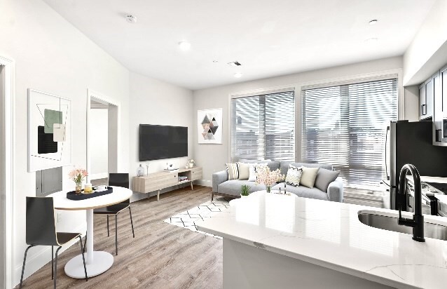 4 Mount Vernon St, Unit #505 in Lynn, MA - Building Photo