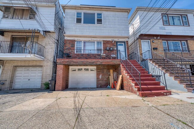 property at 125 Garfield Ave