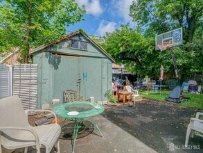 231 Waverly Pl in South Orange, NJ - Building Photo - Building Photo