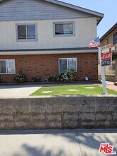 2112 Manhattan Beach Blvd in Redondo Beach, CA - Building Photo - Building Photo