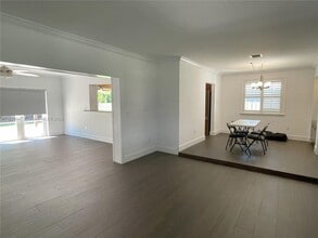 5740 SW 45th Terrace in Miami, FL - Building Photo - Building Photo