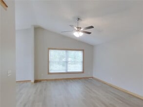 3649 Kahler Dr NE in Saint Michael, MN - Building Photo - Building Photo