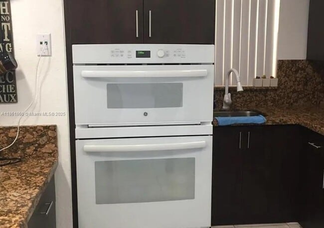 8850 Fontainebleau Blvd