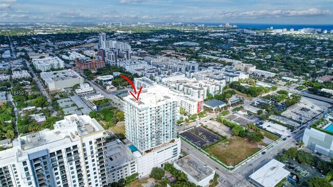315 NE 3rd Ave, Unit 902 in Fort Lauderdale, FL - Building Photo - Building Photo
