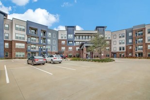 Watermere at Woodland Lakes Apartments