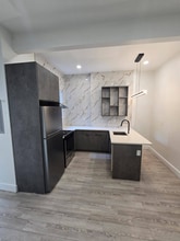 670 Ocean Ave in Jersey City, NJ - Building Photo - Building Photo