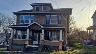 909 Linden St in Scranton, PA - Building Photo
