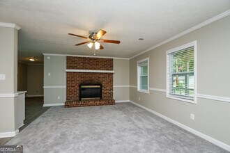 3075 Palomino Dr in Powder Springs, GA - Building Photo - Building Photo