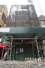 245 E 53rd St in New York, NY - Building Photo - Building Photo