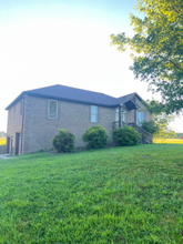 5090 Knox Rd in Chapmansboro, TN - Building Photo - Building Photo