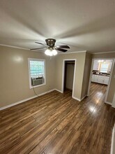 806 E McKinney St in Denton, TX - Building Photo - Building Photo