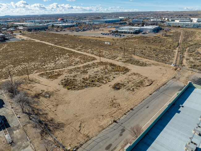 La Serena Senior in Albuquerque, NM - Building Photo - Building Photo