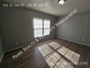 301 SE 3rd St in Bryant, AR - Foto de edificio - Building Photo