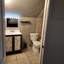 896 Delia Ave, Unit 3 in Akron, OH - Building Photo - Building Photo