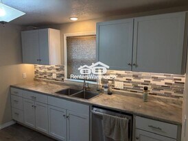 415 Decatur Ave N in Minneapolis, MN - Building Photo