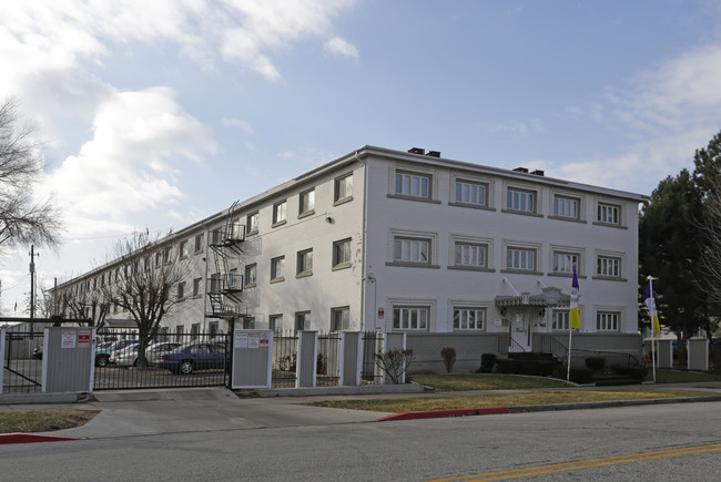 Valencia Apartments in Ogden, UT - Building Photo - Building Photo