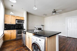 1321 -1/2 E Main St in Richmond, VA - Building Photo - Building Photo