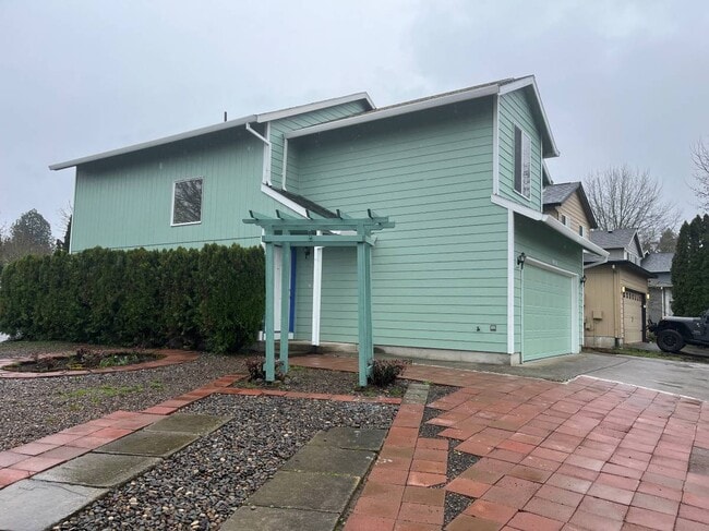 19058 SW Christopher Dr in Beaverton, OR - Foto de edificio - Building Photo