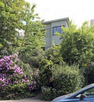 2158 W 1st Ave in Vancouver, BC - Building Photo