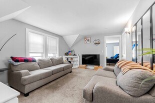 49 Parker St, Unit 2 in New Bedford, MA - Building Photo