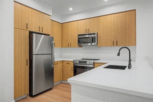 Cirrus Redwood City in Redwood City, CA - Building Photo