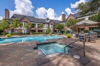 Marquis on Memorial photo'