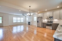 2404 Middle St, Unit 015 in Nashville, TN - Building Photo - Building Photo