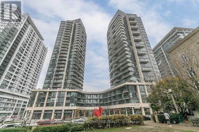 51 E Liberty St in Toronto, ON - Building Photo - Building Photo