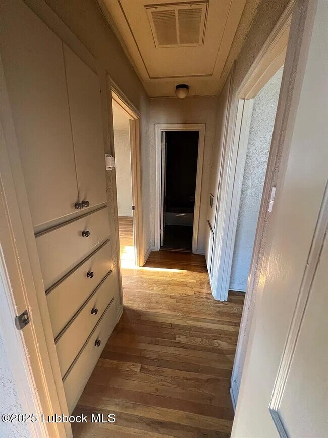 property at 2711 36th St