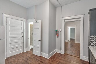 8 Kenneth St in Mobile, AL - Building Photo - Building Photo