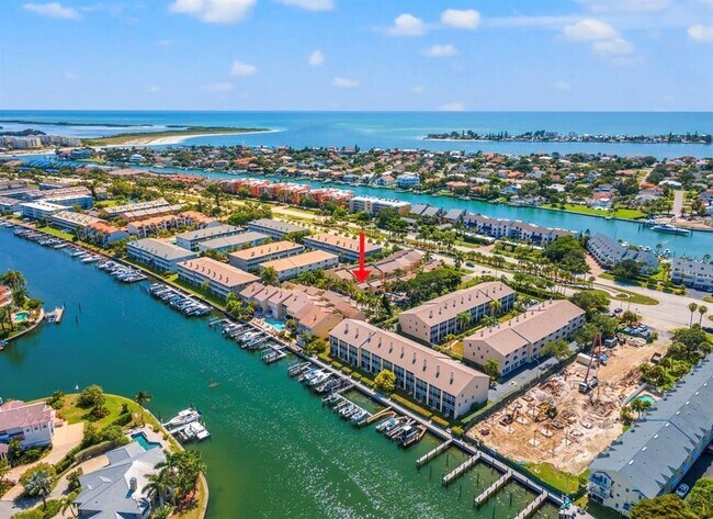 487 Pinellas Bayway S in Tierra Verde, FL - Building Photo - Building Photo