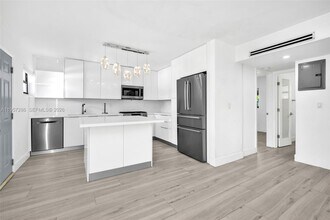 3265 Virginia St in Miami, FL - Building Photo - Building Photo