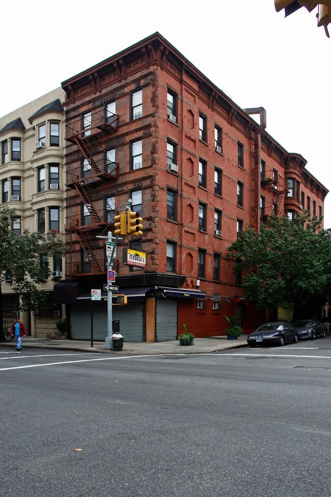 223 5th Ave